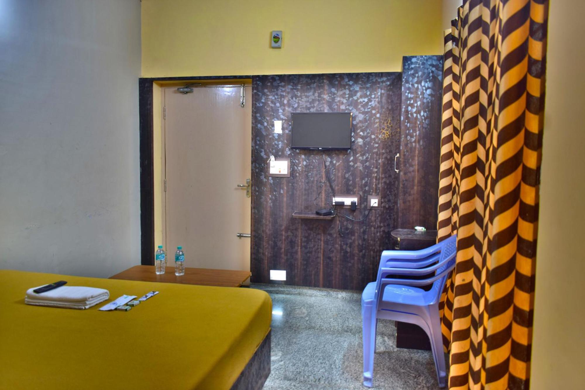 Dolphin Resort Yelagiri Exterior foto