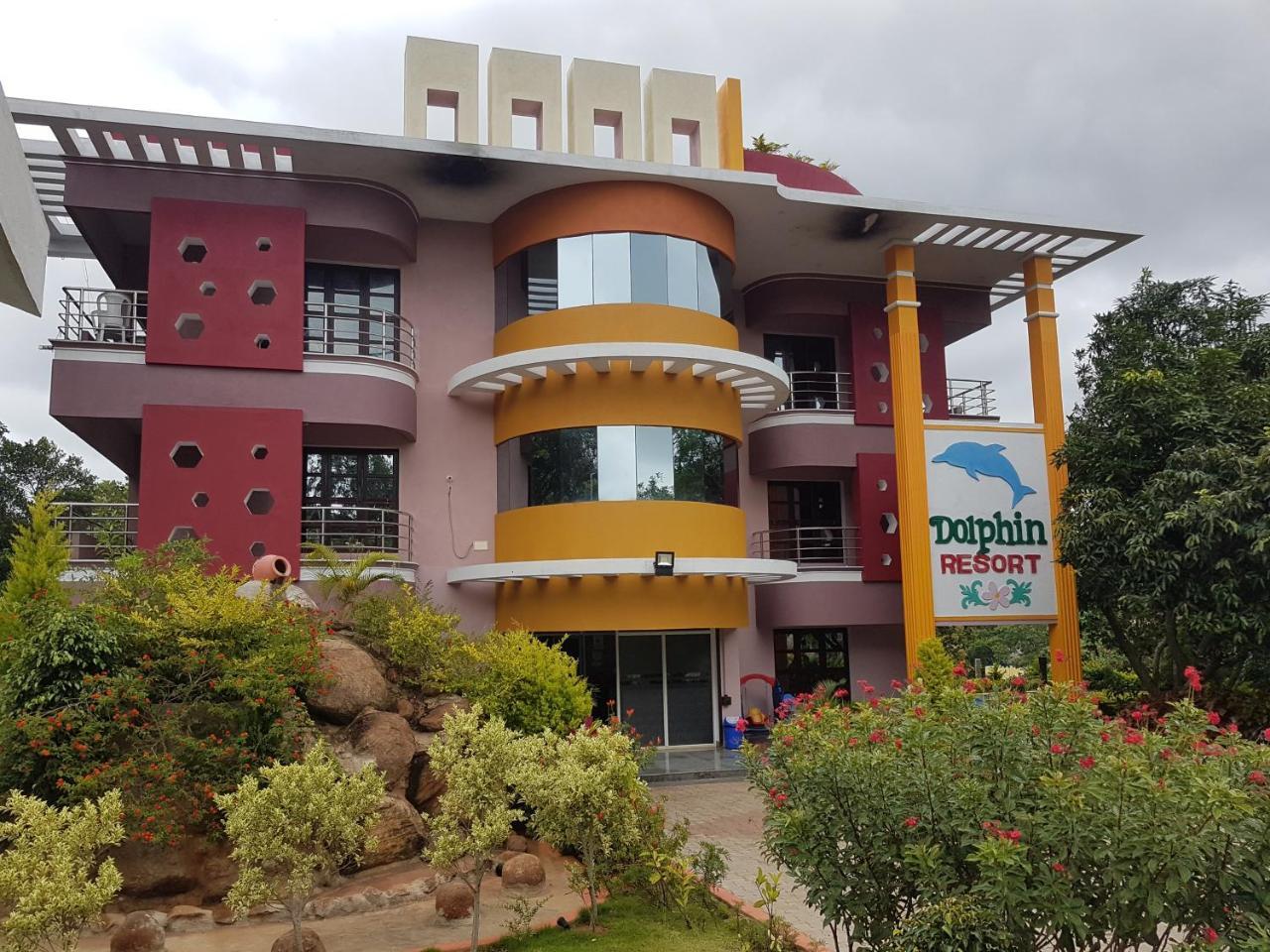 Dolphin Resort Yelagiri Exterior foto