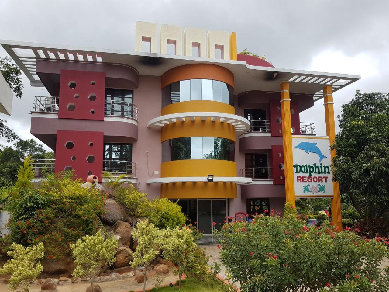 Dolphin Resort Yelagiri Exterior foto